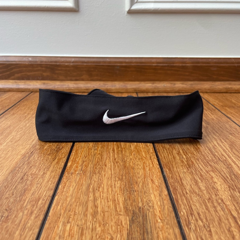 Black and White Nike Tie Hair/Headband